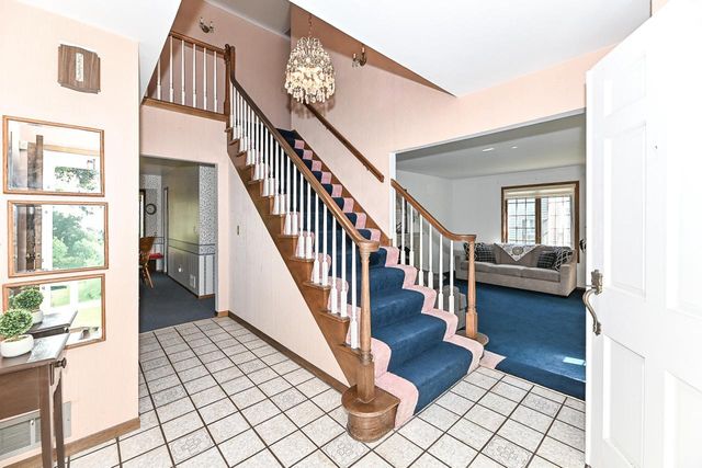 8866 Greenmeadow LANE, Greendale, WI 53129