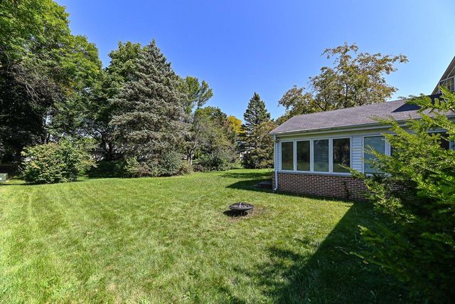 8866 Greenmeadow LANE, Greendale, WI 53129