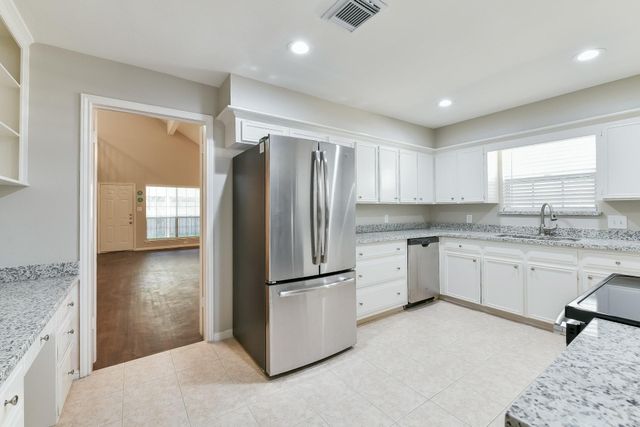 1710 Pine Gap Drive, Houston, TX 77090