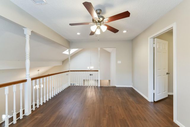 1710 Pine Gap Drive, Houston, TX 77090