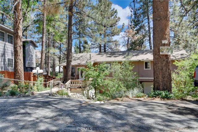 23201 Cardinal Road, Wrightwood, CA 92397