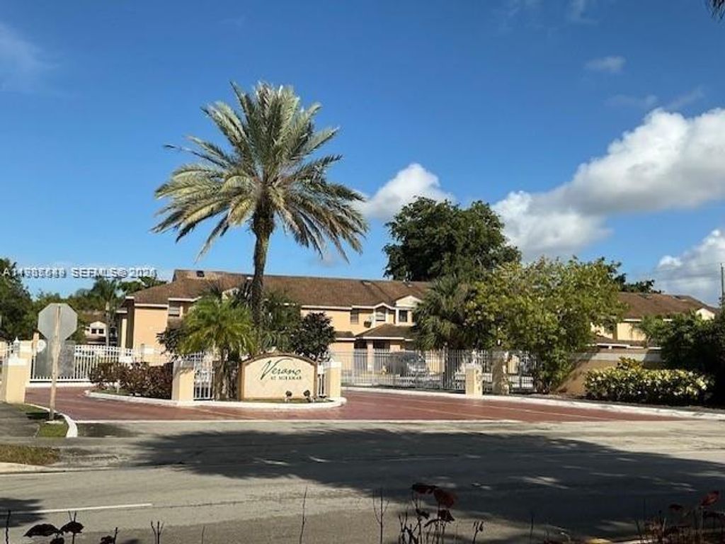 2255 SW 80th Ter 2255, Miramar, FL 33025