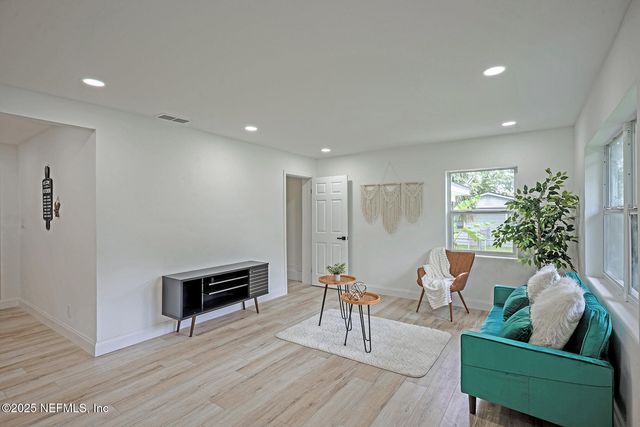 5234 BLAND Road, Jacksonville, FL 32254