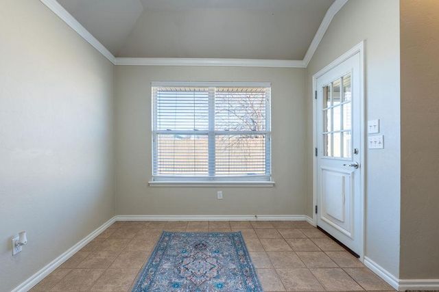 1914 Rain Tree Drive, Shawnee, OK 74804