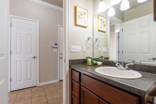 1914 Rain Tree Drive, Shawnee, OK 74804