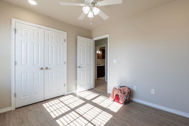 1914 Rain Tree Drive, Shawnee, OK 74804