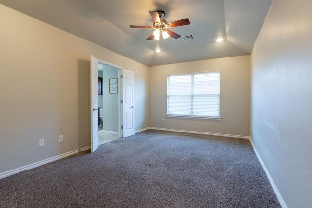 1914 Rain Tree Drive, Shawnee, OK 74804