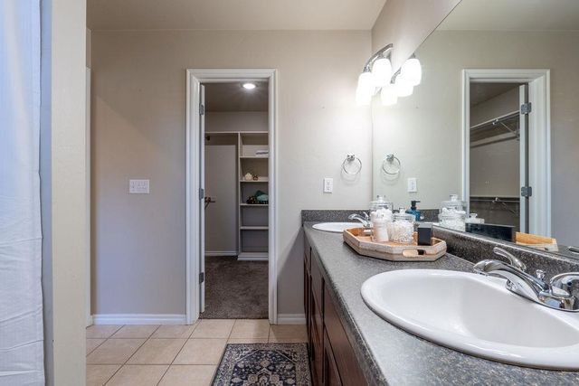 1914 Rain Tree Drive, Shawnee, OK 74804