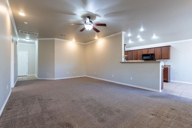 1914 Rain Tree Drive, Shawnee, OK 74804