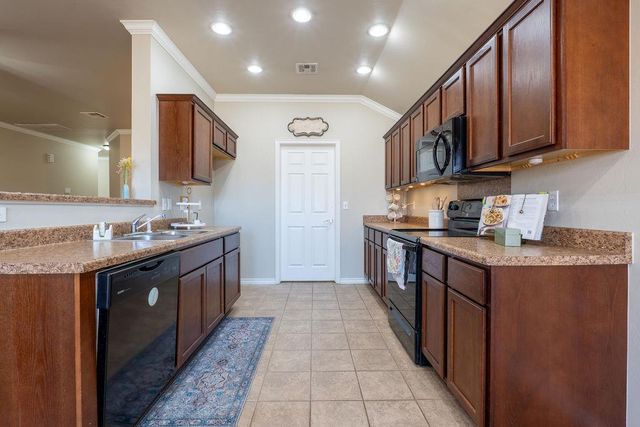 1914 Rain Tree Drive, Shawnee, OK 74804