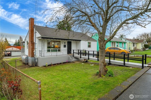 13856 37th Avenue S, Tukwila, WA 98168