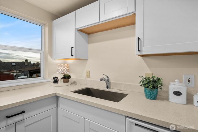 13856 37th Avenue S, Tukwila, WA 98168