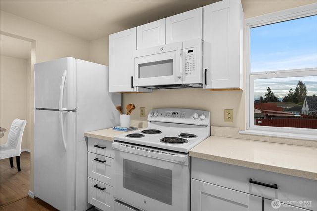 13856 37th Avenue S, Tukwila, WA 98168