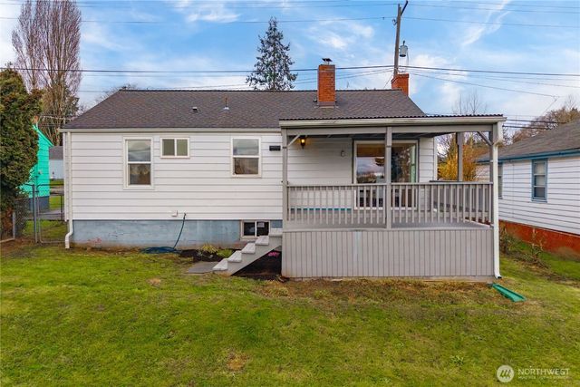 13856 37th Avenue S, Tukwila, WA 98168