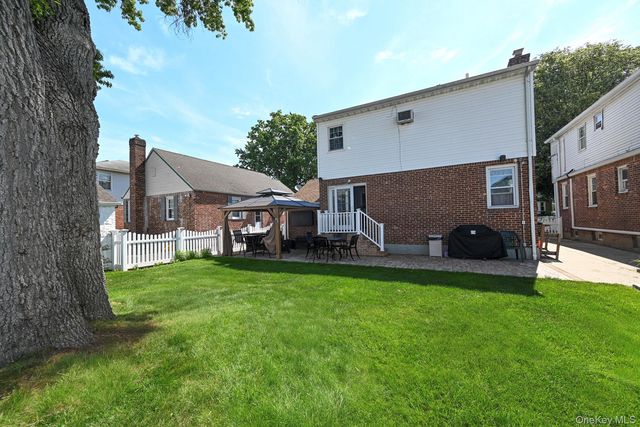 258 Rintin Street, Franklin Square, NY 11010