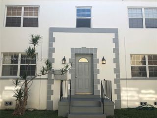15 Sidonia Ave 3, Coral Gables, FL 33134
