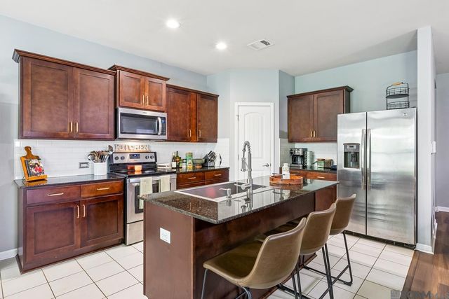 10564 Braves Ave, Denham Springs, LA 70726