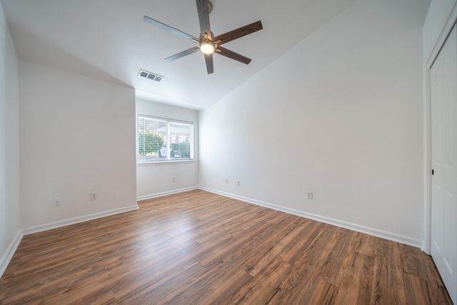 6038 Mid Drive Trail, Redding, CA 96003