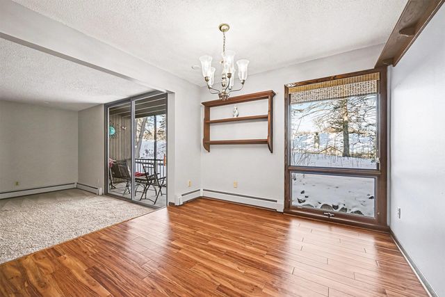 6085 Lincoln Drive 122, Edina, MN 55436