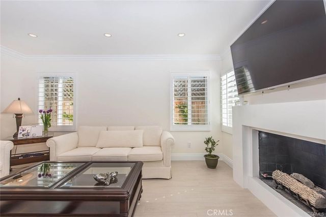 11 Wickland, Irvine, CA 92620