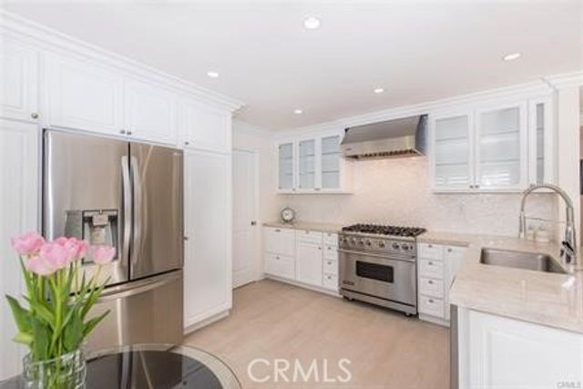11 Wickland, Irvine, CA 92620