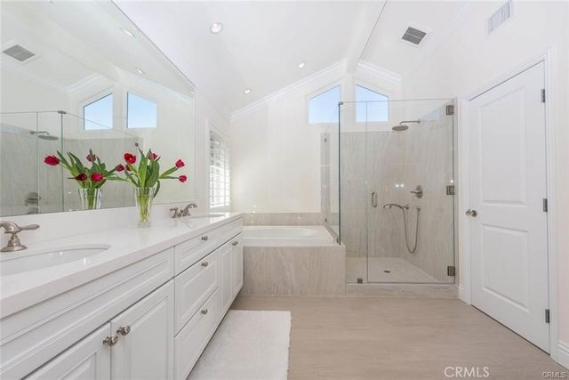 11 Wickland, Irvine, CA 92620