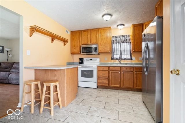 5208 Hodson Place, Indianapolis, IN 46241