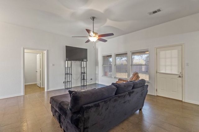 205 Vista Ridge Drive, Venus, TX 76084