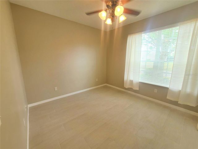 898 MOSES LOOP, The Villages, FL 32162