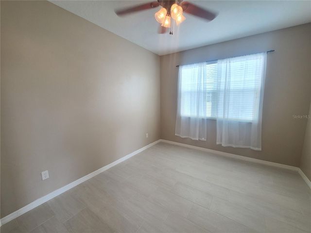 898 MOSES LOOP, The Villages, FL 32162