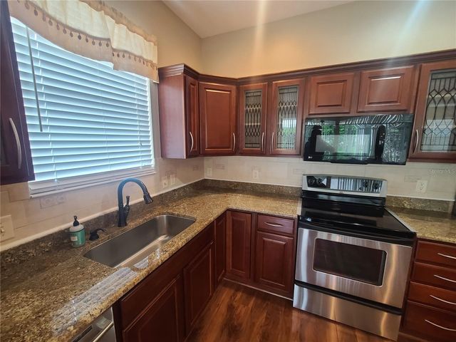 898 MOSES LOOP, The Villages, FL 32162