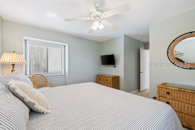 225 S Sea Pines Dr Apt 1401, Hilton Head Island, SC 29928