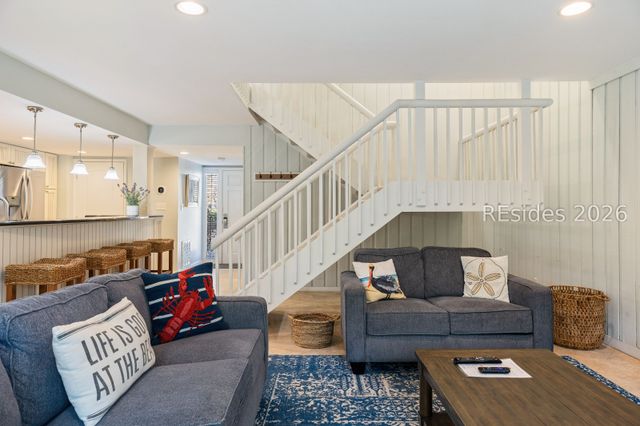 225 S Sea Pines Dr Apt 1401, Hilton Head Island, SC 29928
