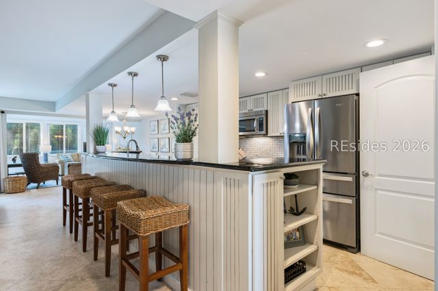 225 S Sea Pines Dr Apt 1401, Hilton Head Island, SC 29928