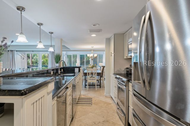 225 S Sea Pines Dr Apt 1401, Hilton Head Island, SC 29928