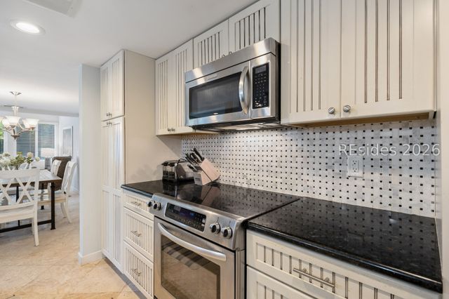225 S Sea Pines Dr Apt 1401, Hilton Head Island, SC 29928
