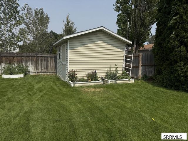 4818 Freedom Avenue, Chubbuck, ID 83202