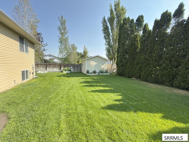 4818 Freedom Avenue, Chubbuck, ID 83202