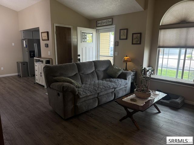 4818 Freedom Avenue, Chubbuck, ID 83202