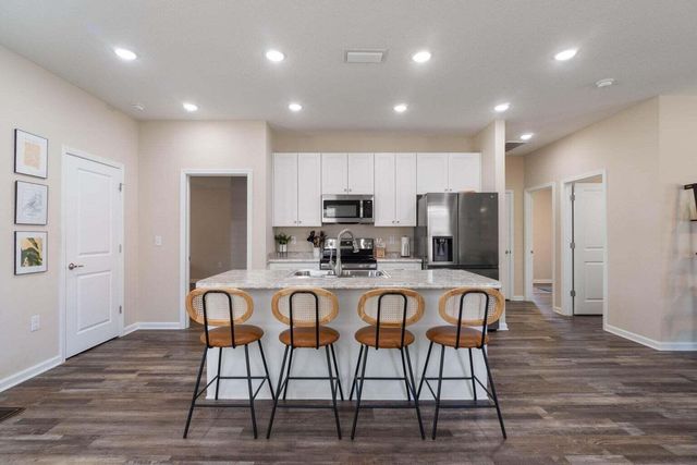 952 Mapoles Street, Crestview, FL 32536