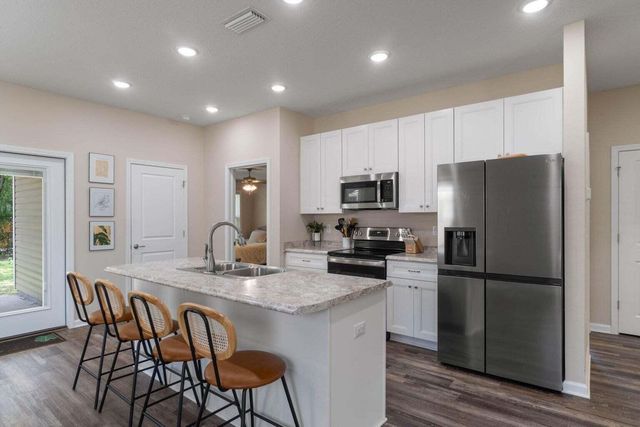 952 Mapoles Street, Crestview, FL 32536