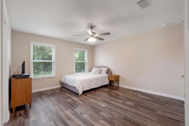 952 Mapoles Street, Crestview, FL 32536