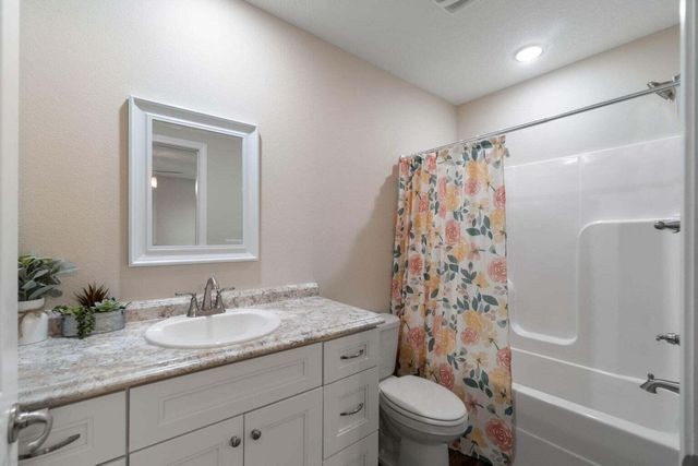 952 Mapoles Street, Crestview, FL 32536