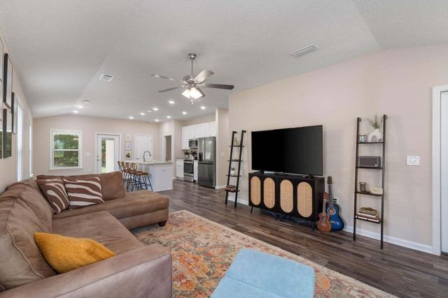 952 Mapoles Street, Crestview, FL 32536
