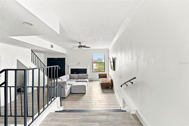 170 E DAVIS BOULEVARD, Tampa, FL 33606