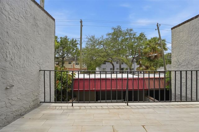 170 E DAVIS BOULEVARD, Tampa, FL 33606