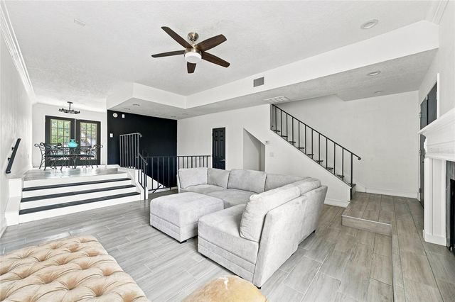 170 E DAVIS BOULEVARD, Tampa, FL 33606