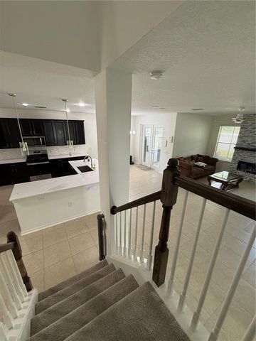 422 WESTCHESTER HILLS LANE, Valrico, FL 33594