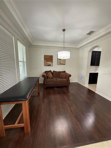 422 WESTCHESTER HILLS LANE, Valrico, FL 33594