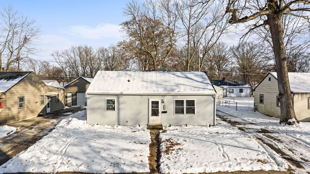 4765 Bowser Avenue, Fort Wayne, IN 46806